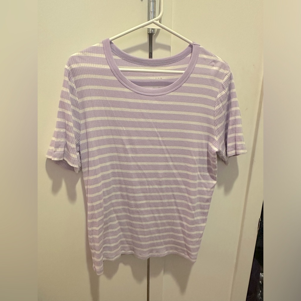 Lavender & White striped Top 💜🤍